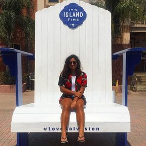 Meet your Posher, Rebecca